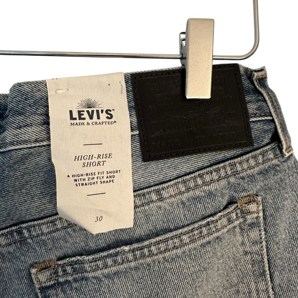 NWT Levi’s | Blue Floral Embroidered High Rise Frayed Hem Denim Shorts Size 30 - Picture 6 of 9